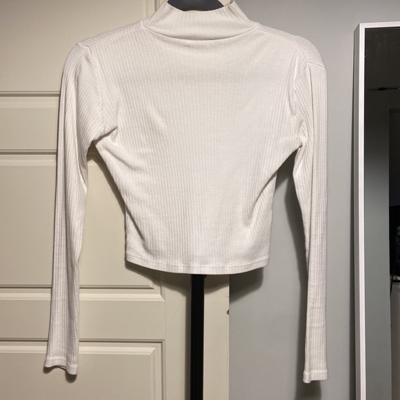 Brandy mock neck long sleeve - Picture 3 of 3